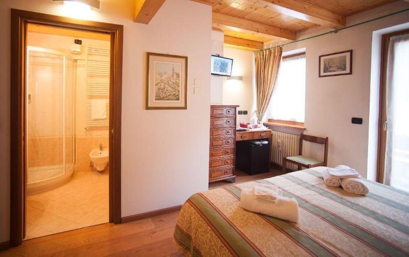 Hotel Stella Alpina فالكادي المظهر الخارجي الصورة