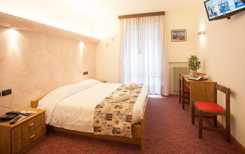 Hotel Stella Alpina فالكادي المظهر الخارجي الصورة