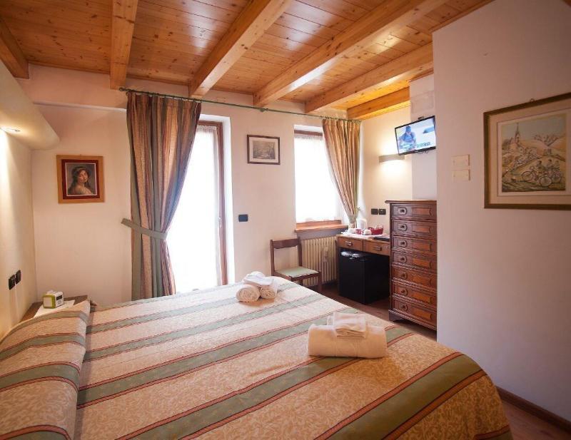 Hotel Stella Alpina فالكادي المظهر الخارجي الصورة