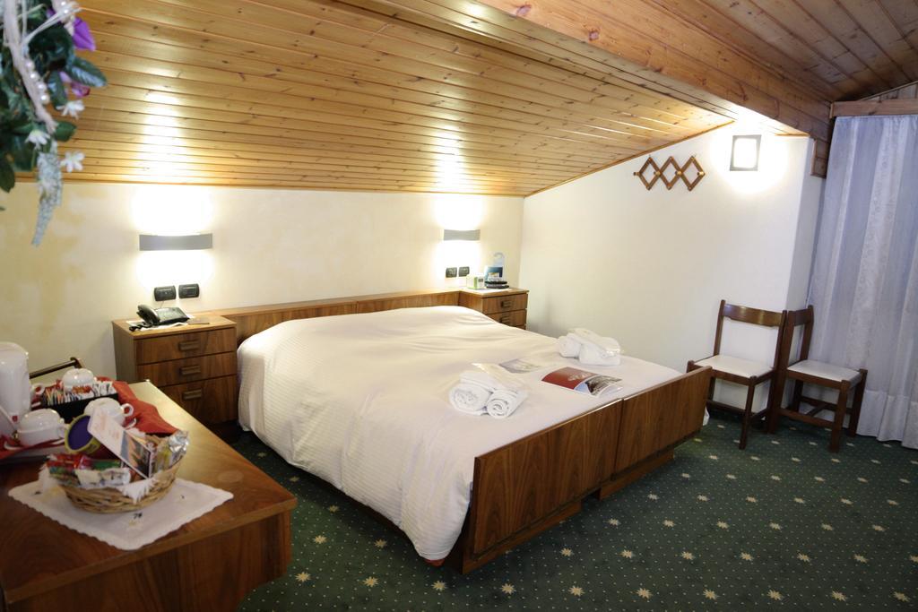 Hotel Stella Alpina فالكادي المظهر الخارجي الصورة