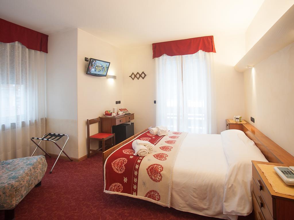 Hotel Stella Alpina فالكادي المظهر الخارجي الصورة